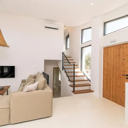 Nero Lefkada Цукаладес