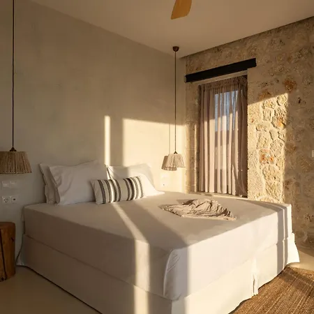 Nero Lefkada * Tsoukaladhes